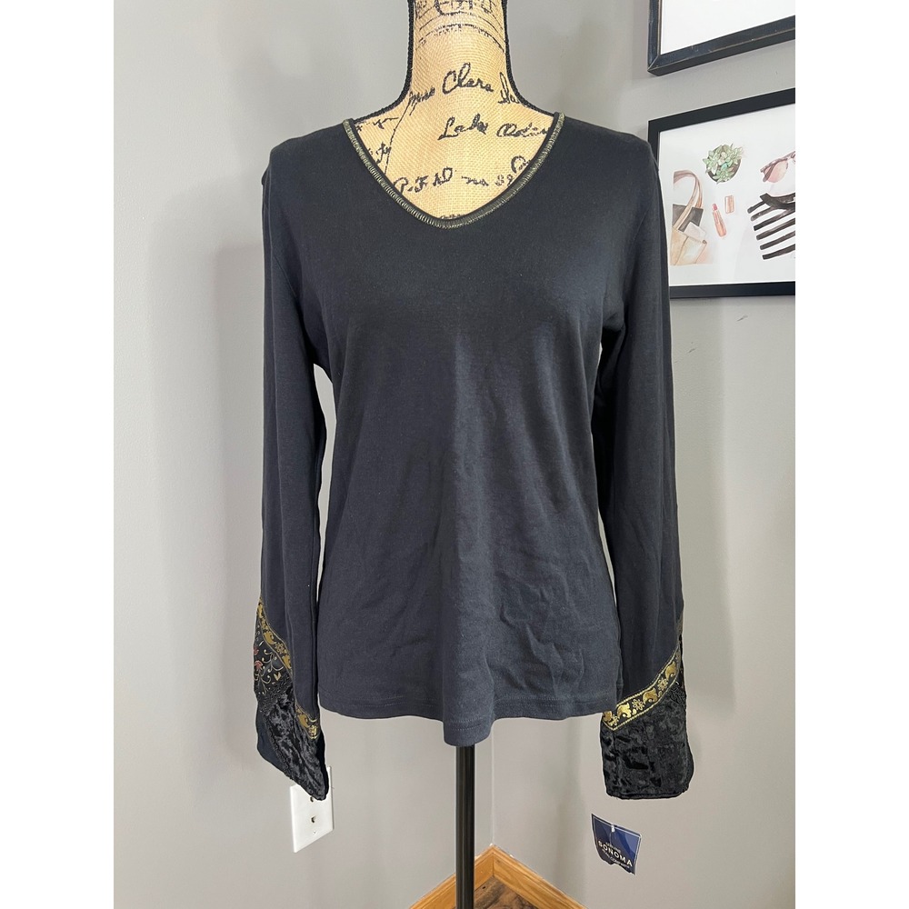 Black long sleeve tee shirt velvet cuffs medium whimsical boho Sonoma chic